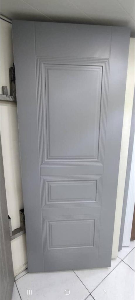 طراحی و ساخت انواع درب های pvc , وکیوم ، سفارشی 