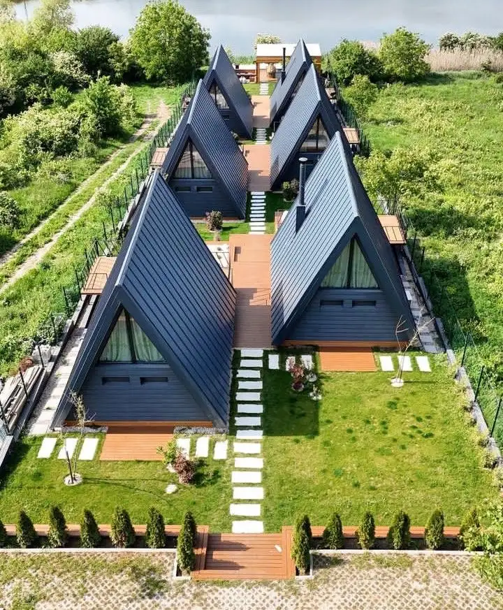 طراحی و ساخت شهرک ویلایی و کلبه چوبی