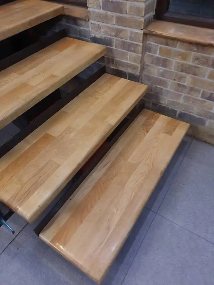 کف پله چوب بلوط آمریکایی