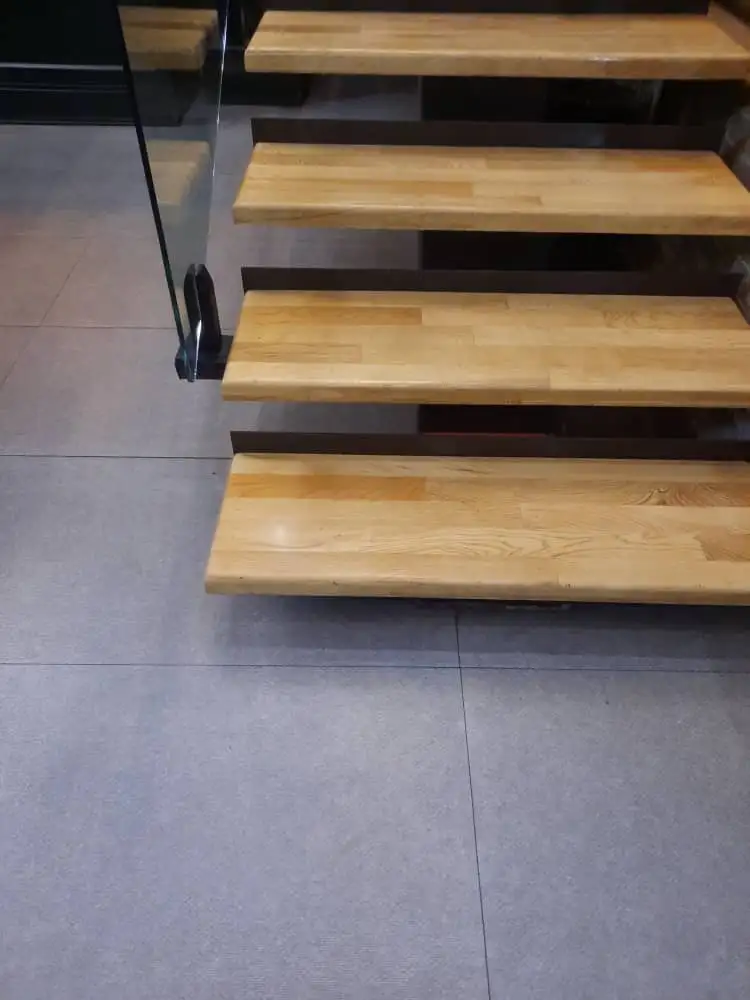 کف پله چوب بلوط آمریکایی