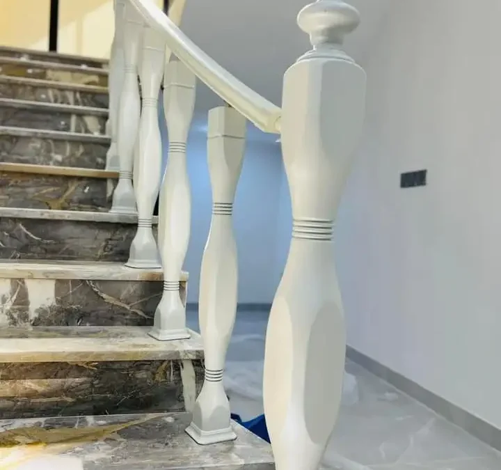 تولید و نصب نرده PVC و پلاستیک با اتصالات استیل