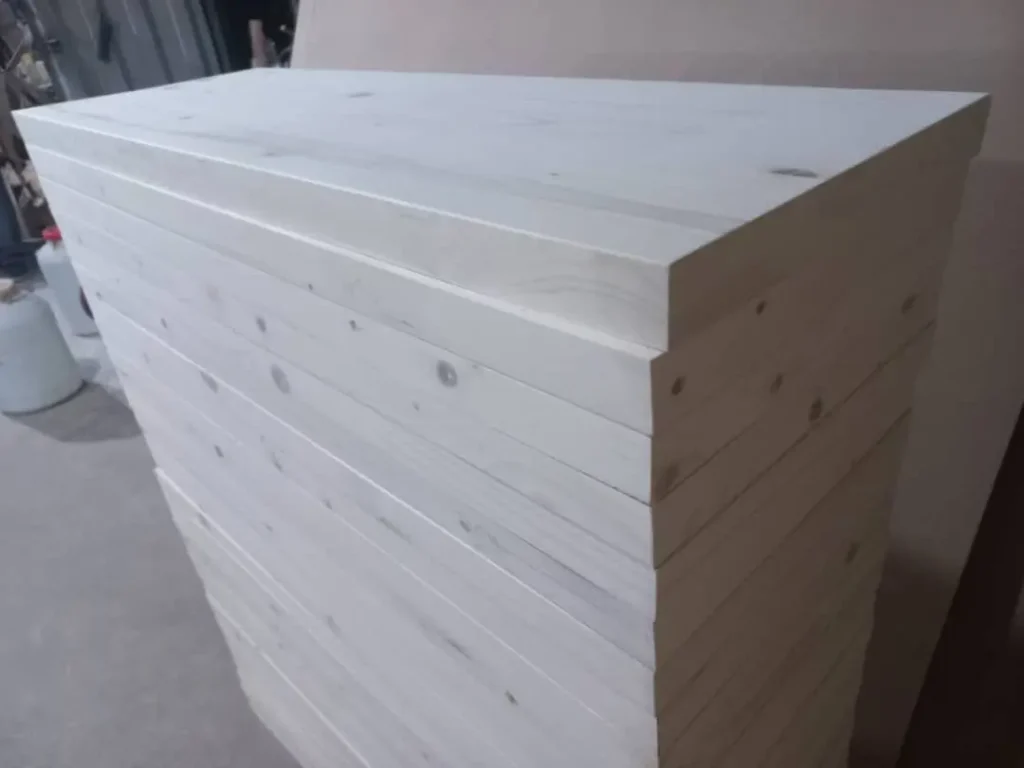 کف پله چوبی با ابعاد استاندارد و متریال با کیفیت