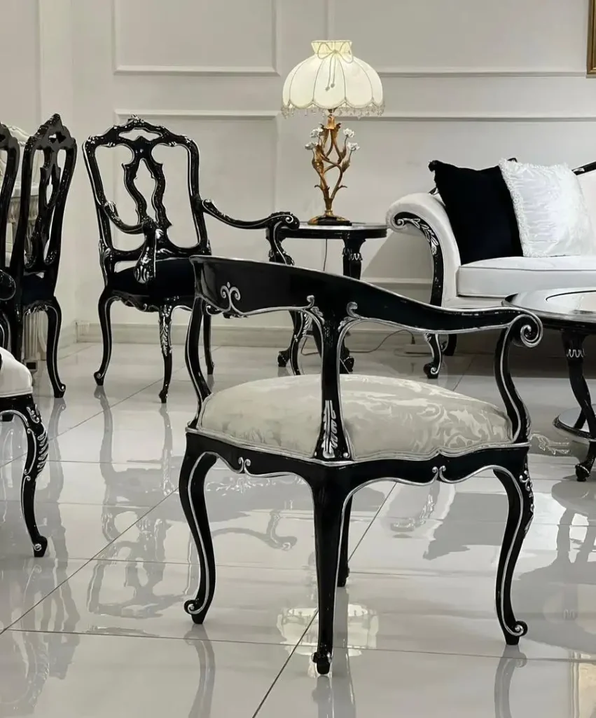 مبل صندلی آرم چر به سبک نئوکلاسیک