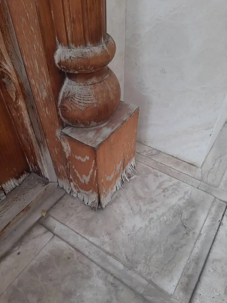 تعمیرات درب چوبی لابی