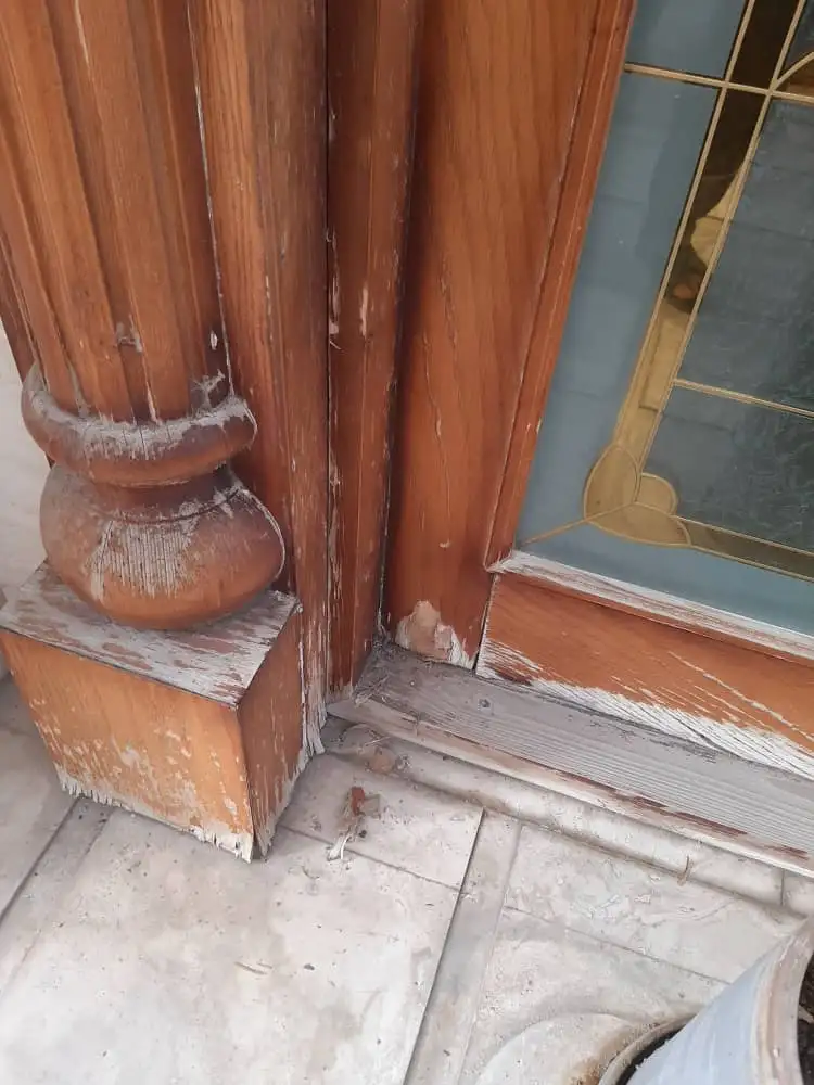 تعمیرات درب چوبی لابی