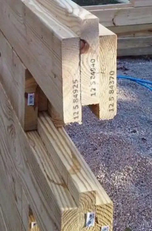 طراحی و ساخت کلبه چوبی