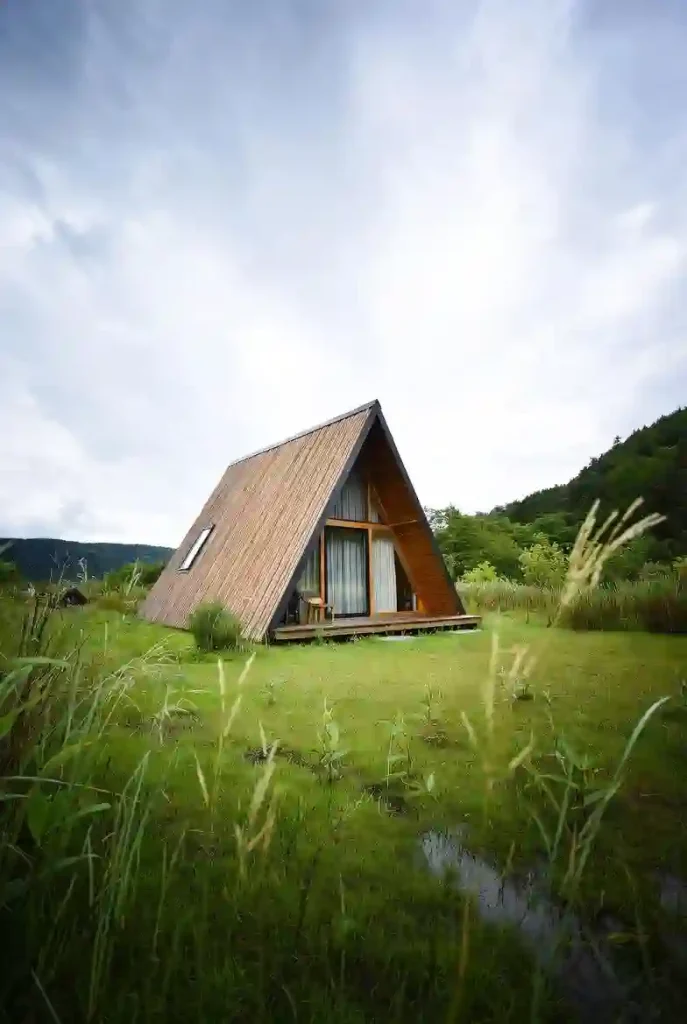 کلبه چوبی شمشک با طراحی سفارشی و ساخت استاندارد توسط سازنده کلبه چوبی