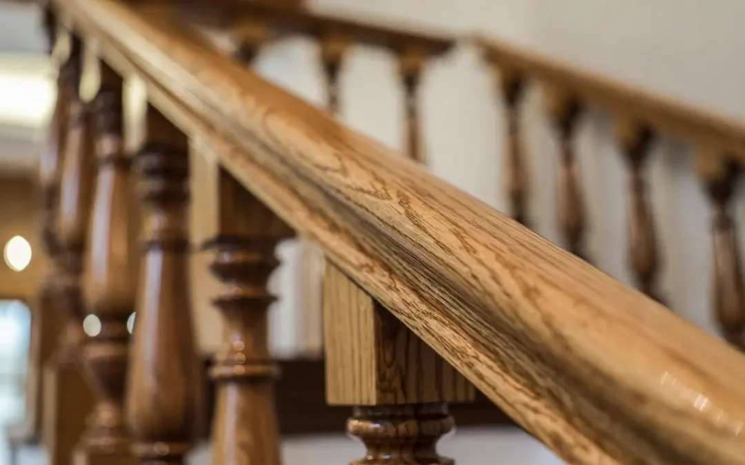 سازنده سفارشی دسته نرده پله چوبی و پله تمام چوب، اجرای مدرن و کلاسیک