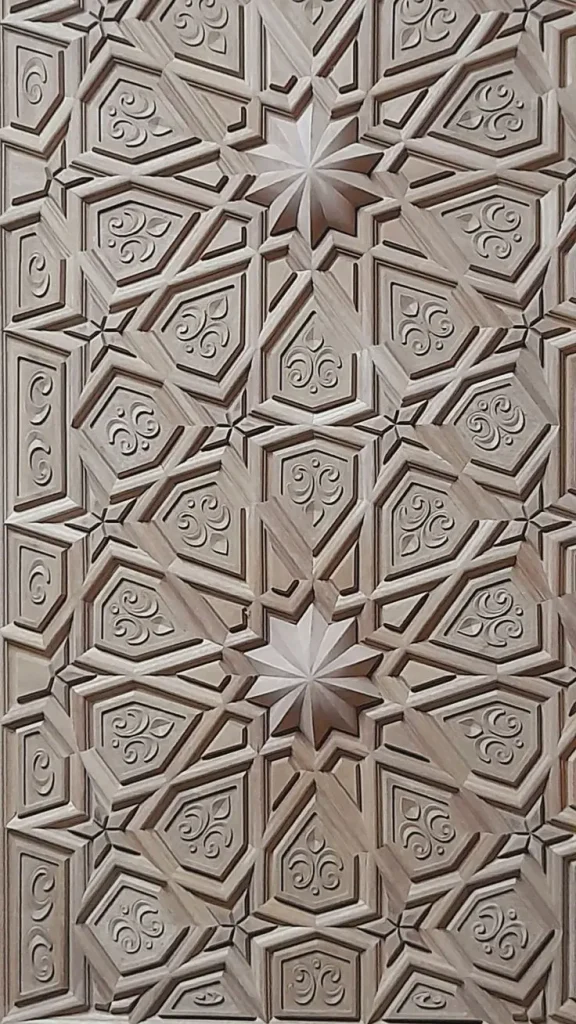 ساخت قطعات CNC گره چینی