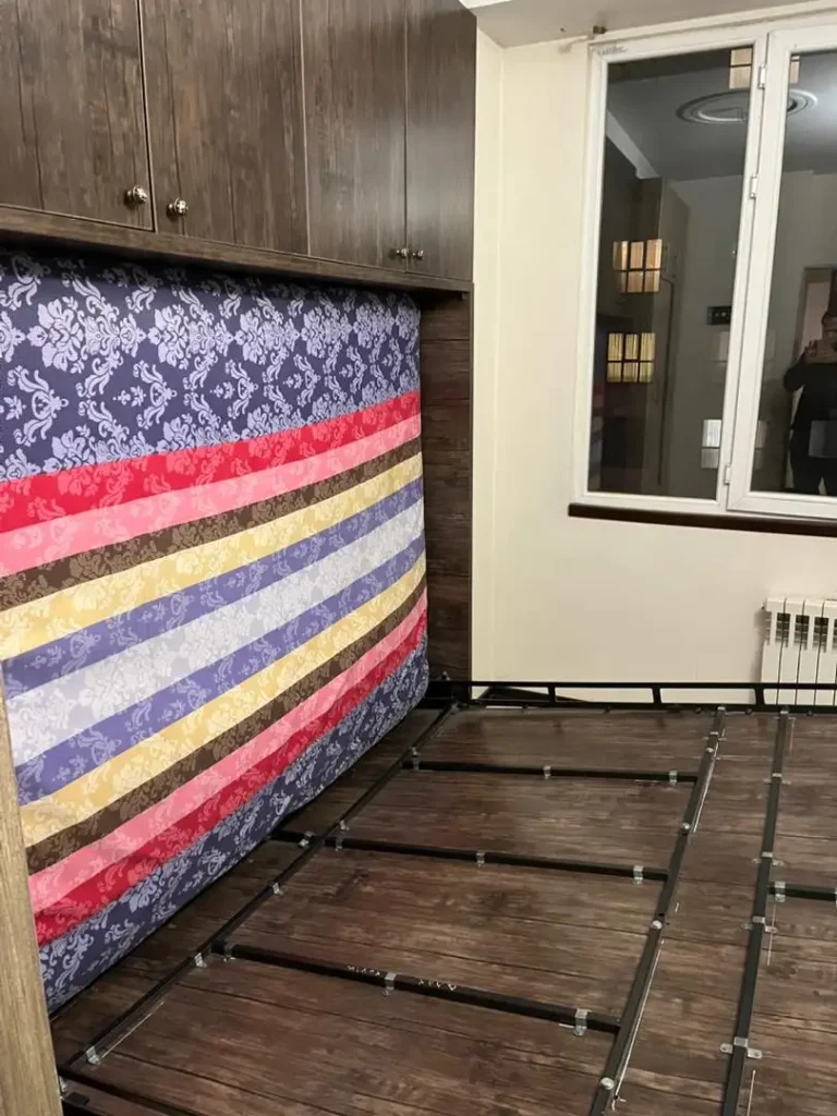 فروش تخت کمجا دست دوم دونفره با درب فلزی