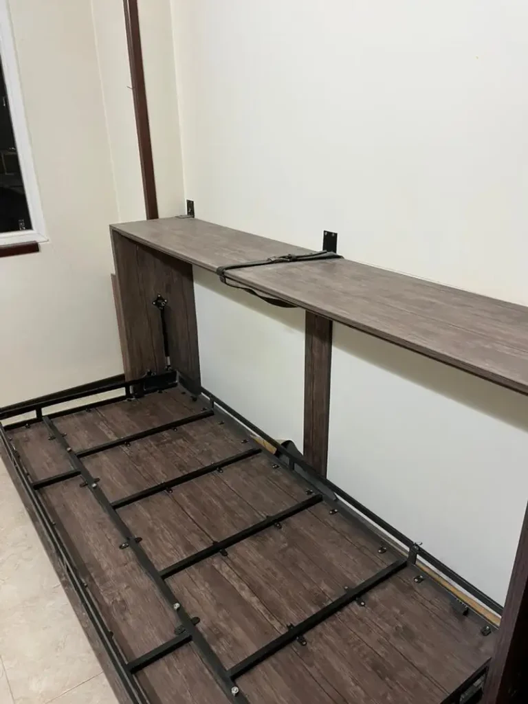 فروش تخت کمجا دست دوم دونفره با درب فلزی