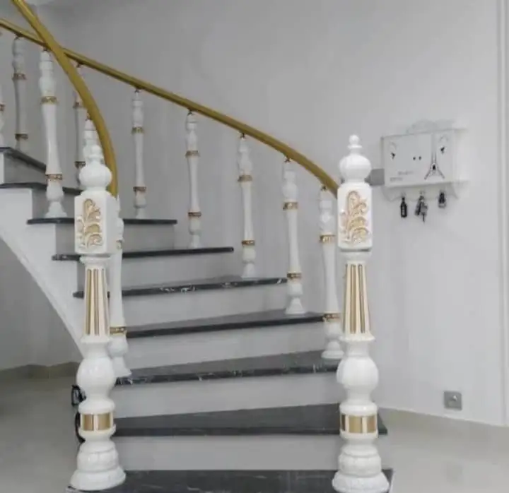 اجرای و نصب نرده PVC