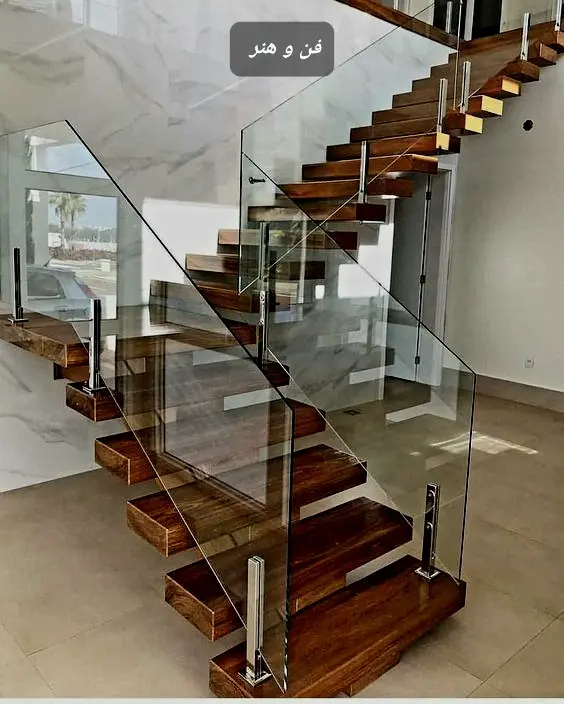 اجرای شیشه های جام امینت و سکوریت پله و درب ، مجری مله فلزی و چوب و شیشه