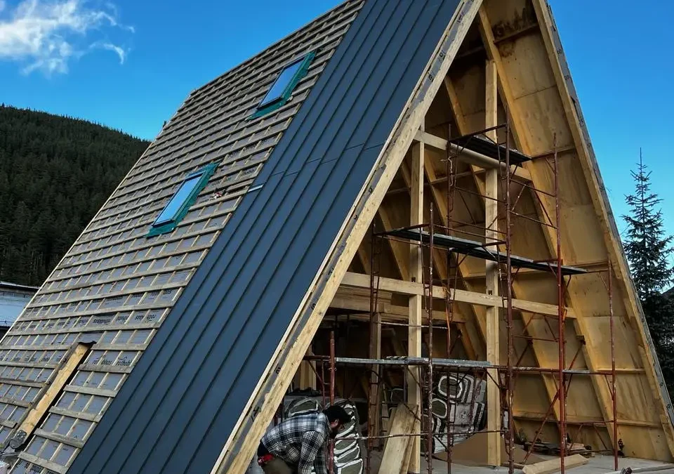 راهنمای نهایی خرید و اجرای سقف شیبدار (شیروانی)