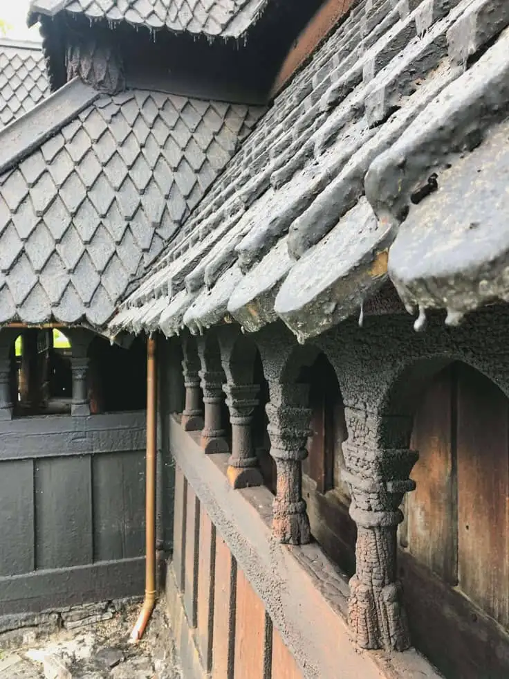 دکوراسیون تمام چوب