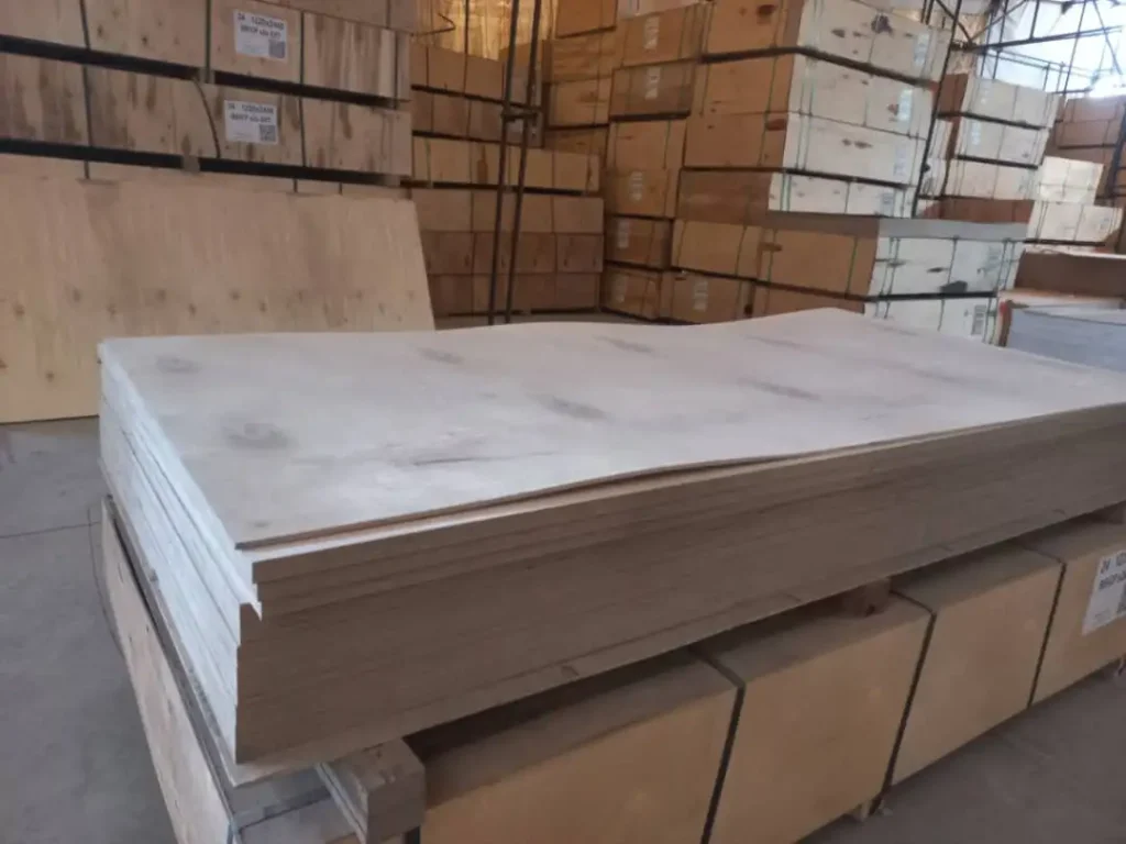 ورق پلای وود (چندلایی) ضد آب