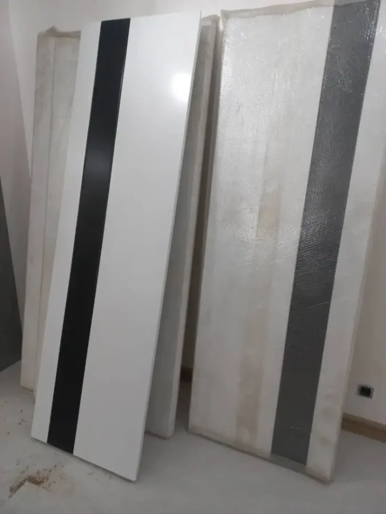 نصب چهارچوب درب با ریسمانکشی و فوم