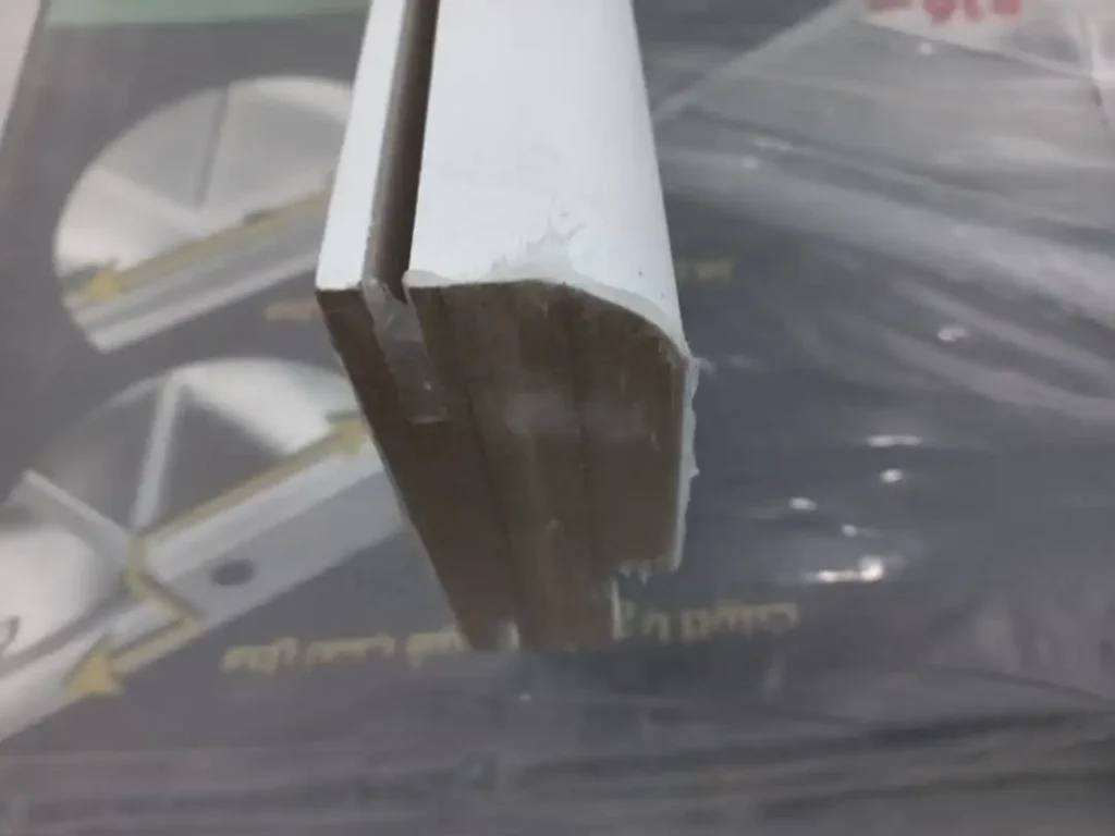 نصب چهارچوب درب با ریسمانکشی و فوم