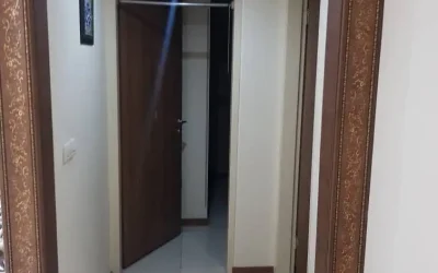 اجرای حرفه‌ای قاب چهارچوب و روکوب معرق‌کاری (Marquetry Covering) با هنرهای سنتی ایرانی – تخصص فن و هنر در دکوراسیون چوبی لوکس