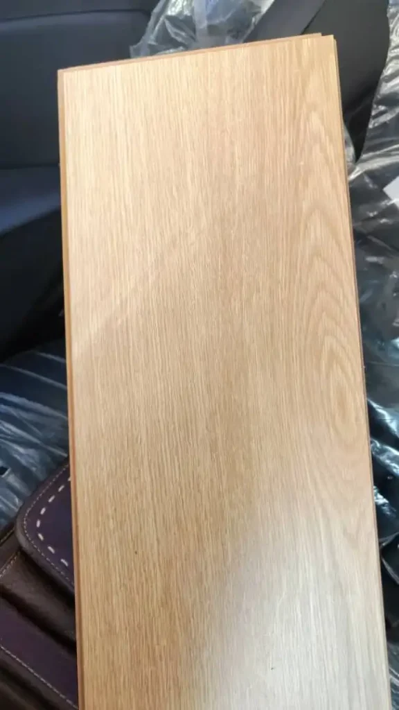 طراحی و اجرای نرده چوبی پله با چوب بلوط