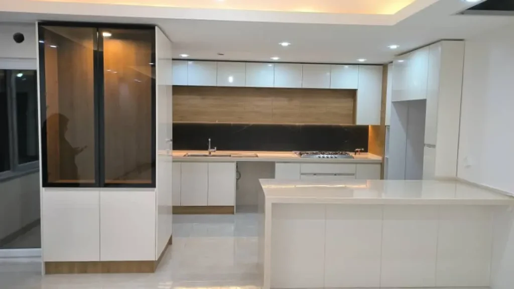 نمونه کار کابینت ،درب ریلی، درب چوبی روکش بلوط