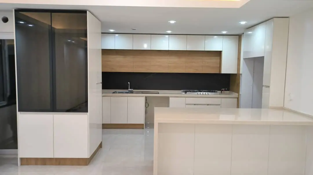 خدمات تخصصی کابینت آشپزخانه در پردیس و کمرد با مدیریت مهندس امیر کرمعلی