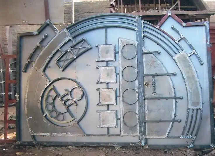 درب‌های پیوت (لولا پاشنه‌ای) لوکس