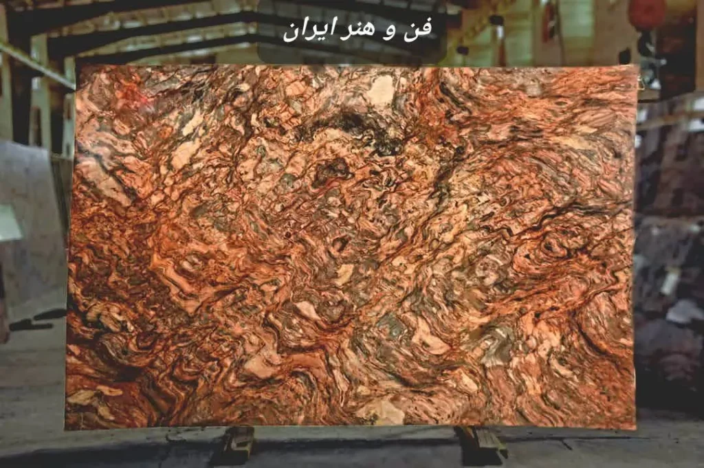 اسلب سنگ گرانبها با طرح طبیعی منحصر‌به‌فرد